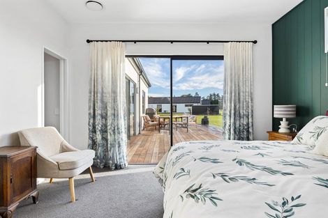 Photo of property in 38 Cousins Street, Woodend, 7691