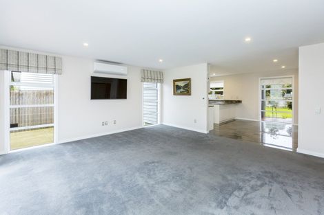 Photo of property in 18 Robertson Street, Elderslea, Upper Hutt, 5018