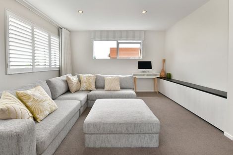 Photo of property in 1211 Whangaparaoa Road, Gulf Harbour, Whangaparaoa, 0930