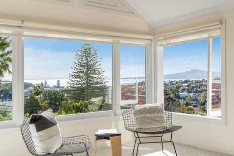 Photo of property in 24 Palmer Crescent, Mission Bay, Auckland, 1071