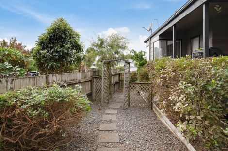 Photo of property in 11 Blomfield Street, Pukehangi, Rotorua, 3015