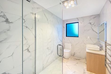 Photo of property in 3a Frontier Lane, Flat Bush, Auckland, 2019