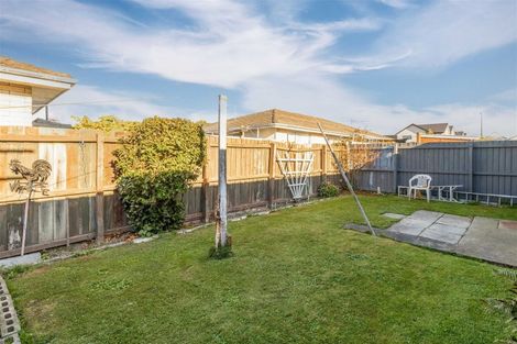 Photo of property in 3/80 Charles Street, Waltham, Christchurch, 8011