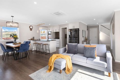 Photo of property in 11 Rotorua Grove, Aotea, Porirua, 5024