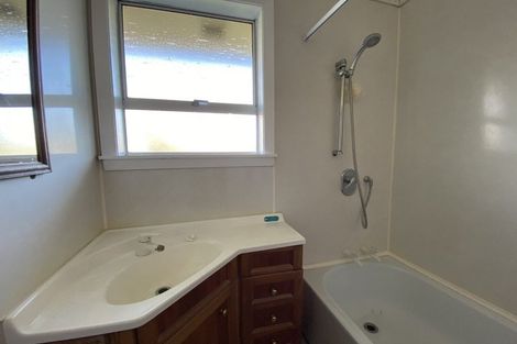Photo of property in 16 Barrowclough Street, Hoon Hay, Christchurch, 8025