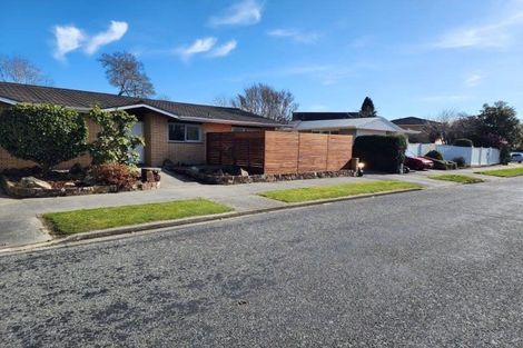 Photo of property in 1/1 Guinness Crescent, Ilam, Christchurch, 8041