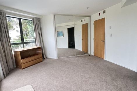 Photo of property in 12/80 Salamanca Road, Kelburn, Wellington, 6012