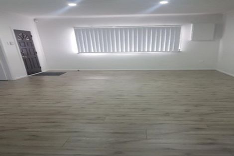 Photo of property in 34 Sutherland Road, Point Chevalier, Auckland, 1025