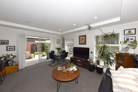 Photo of property in 4/198 Racecourse Road, Sockburn, Christchurch, 8042
