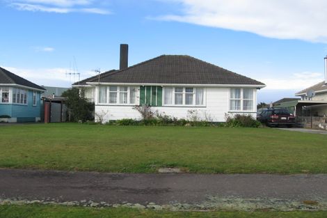 Photo of property in 89 Clyde Crescent, Roslyn, Palmerston North, 4414