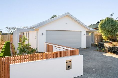 Photo of property in 3 Mcleod Mews, Rototuna, Hamilton, 3210