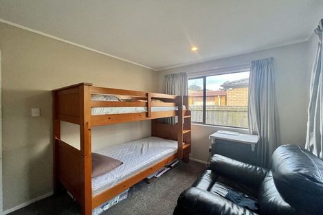 Photo of property in 31 Jandell Crescent, Bucklands Beach, Auckland, 2014