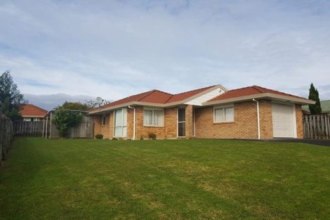 Photo of property in 33 Martin Jugum Lane, Ranui, Auckland, 0612