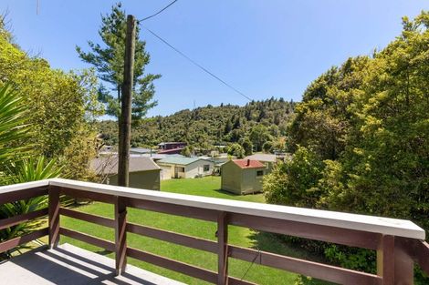 Photo of property in 19 Tombleson Road, Lake Rotoma, Rotorua, 3074