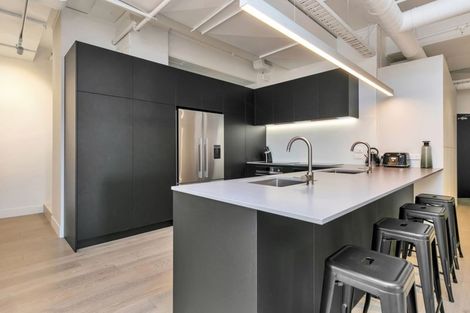 Photo of property in 17f Albert Street, Palmerston North, 4414