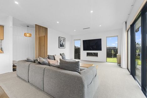 Photo of property in 9a Desmond Place, Bell Block, New Plymouth, 4312