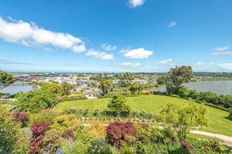 Photo of property in 4 Shakespeare Road, Bastia Hill, Whanganui, 4500