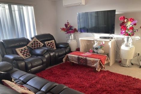 Photo of property in 280 Puhinui Road, Papatoetoe, Auckland, 2025