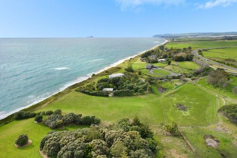 Photo of property in 3b Beach Access, Pukehina, 3186