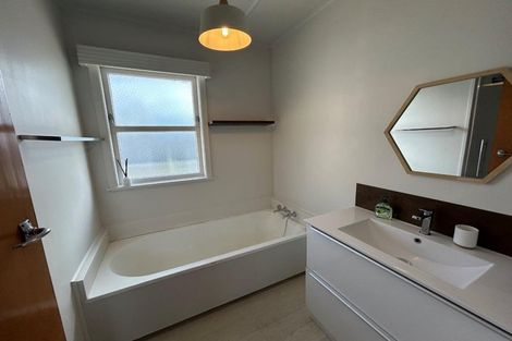 Photo of property in 10a Hart Street, Mount Maunganui, 3116