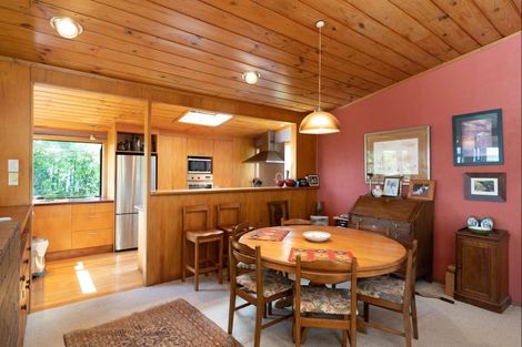 Photo of property in 21 Raroa Place, Pukerua Bay, 5026