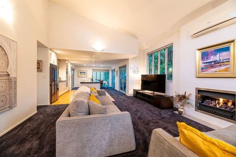 Photo of property in 90a Beach Road, Castor Bay, Auckland, 0620