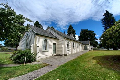 Photo of property in 5 Laura Street, Kelston, Auckland, 0602