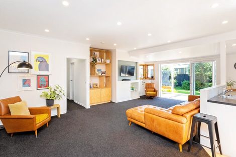 Photo of property in 7 Gow Avenue, Haumoana, 4102