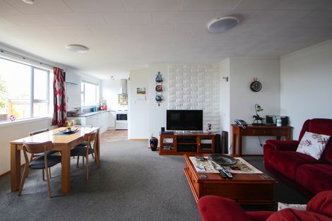 Photo of property in 8a Kenilworth Road, Oamaru North, Oamaru, 9400