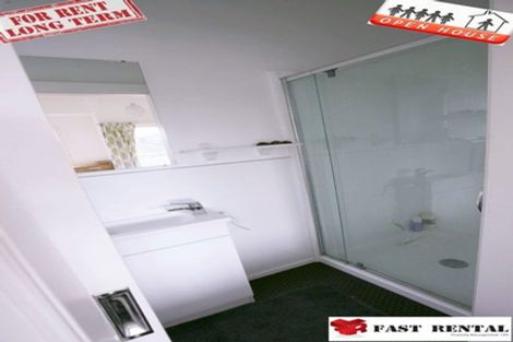 Photo of property in 1/39 Rangitoto Terrace, Milford, Auckland, 0620