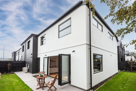 Photo of property in 1/117 Hills Road, Edgeware, Christchurch, 8013