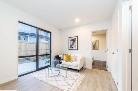 Photo of property in 56 Mettam Drive, Swanson, Auckland, 0614