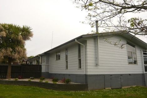 Photo of property in 2 Hatea Place, Dinsdale, Hamilton, 3204