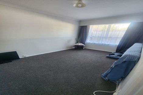 Photo of property in 13-13a Benzie Avenue, Wallaceville, Upper Hutt, 5018