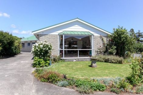 Photo of property in 169b Heta Road, Highlands Park, New Plymouth, 4312