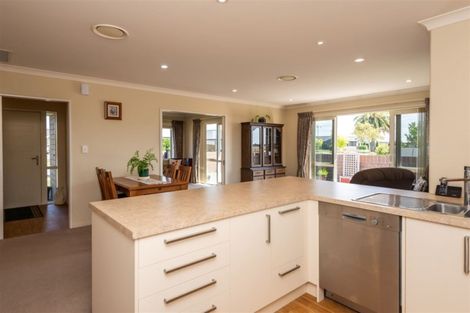 Photo of property in 48 Brockelbank Drive, Kaiapoi, 7630