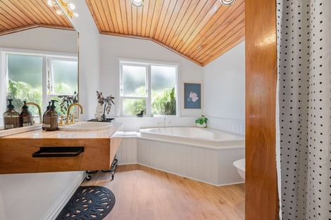 Photo of property in 26 Bay Street, Petone, Lower Hutt, 5012