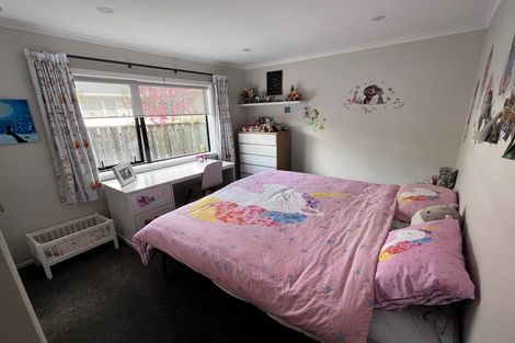 Photo of property in 74 Cologne Street, Martinborough, 5711