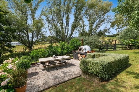 Photo of property in 414 Kaipara Coast Highway, Helensville, Kaukapakapa, 0871