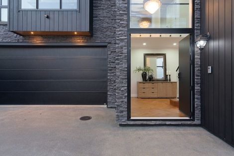 Photo of property in 10b Stratford Avenue, Milford, Auckland, 0620