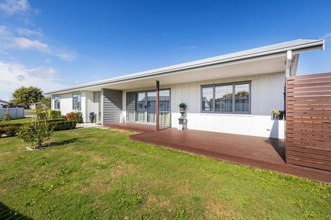 Photo of property in 3 Wescombe Grove, Feilding, 4702