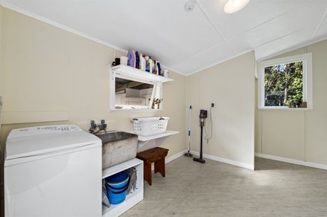 Photo of property in 1017 Main North Road, Onaero, Waitara, 4383