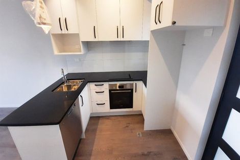 Photo of property in 4e Pinedale Place, Henderson, Auckland, 0610