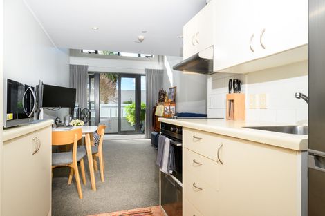 Photo of property in 25b/30 Westward Ho, Glen Eden, Auckland, 0602