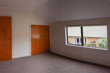 Photo of property in 4/19 Grove Road, Addington, Christchurch, 8024
