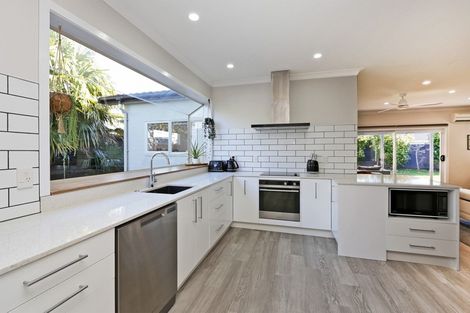 Photo of property in 78 Avondale Road, Taradale, Napier, 4112