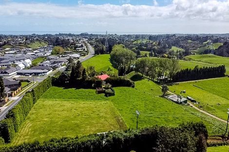 Photo of property in 481 Carrington Road, Hurworth, New Plymouth, 4371