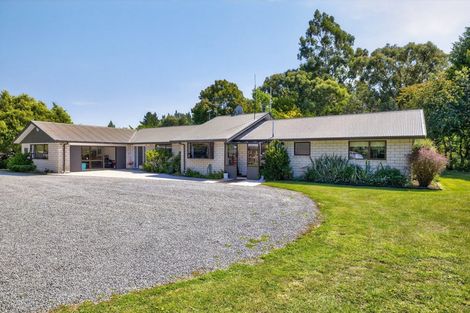 Photo of property in 32 Scarlet Oak Drive, West Melton, Christchurch, 7676