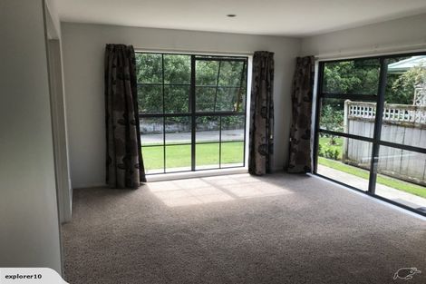 Photo of property in 12 Scandia Court, Hokowhitu, Palmerston North, 4410