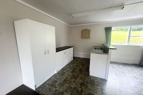 Photo of property in 1/48 Hogans Road, Glenfield, Auckland, 0629